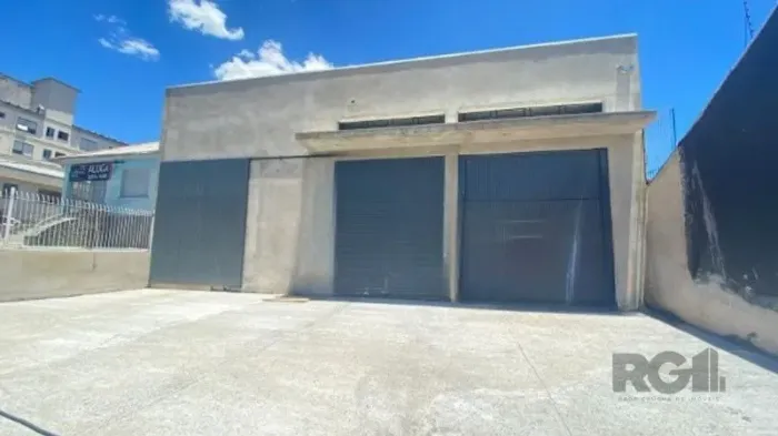 Galpão/Depósito/Armazém para Aluguel no bairro Glória com 480 m² de área útil