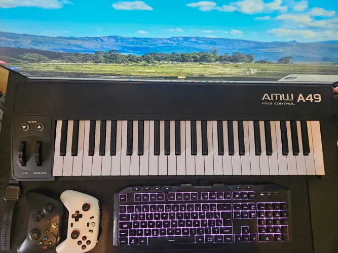 Teclado Controlador MIDI AMW 49