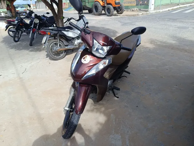 MOTO BIZ 125 semi nova