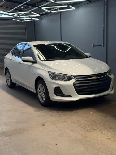 Chevrolet Onix Plus LT 1.0 12V Flex Mec. 4P 2020