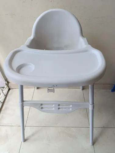 Cadeira de alimentação 2 em 1 Cook Branco Cosco 