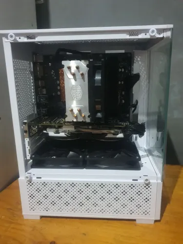 PC Gamer barato com i7 6700k, 8GB DDR4 e Rx 570 MSI 8GB 