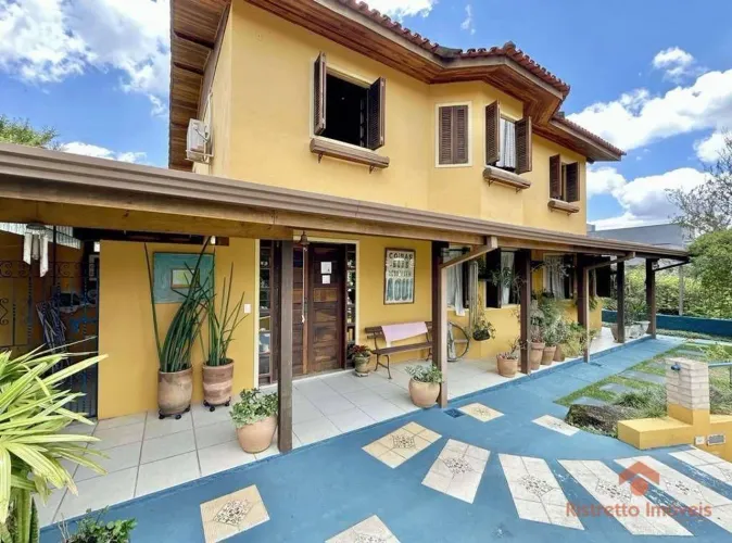 Sobrado à venda, 240 m² por R$ 2.199.900,00 - Nova Higienópolis - Jandira/SP