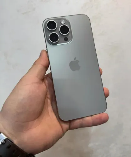 iPhone 15 Pro Max Natural -256 ( impecável)