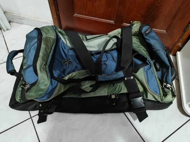 Mochila de rodinha para viagem.