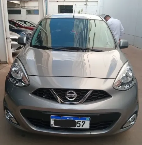 Nissan March SV 1.0 12V Flex 5P 2018
