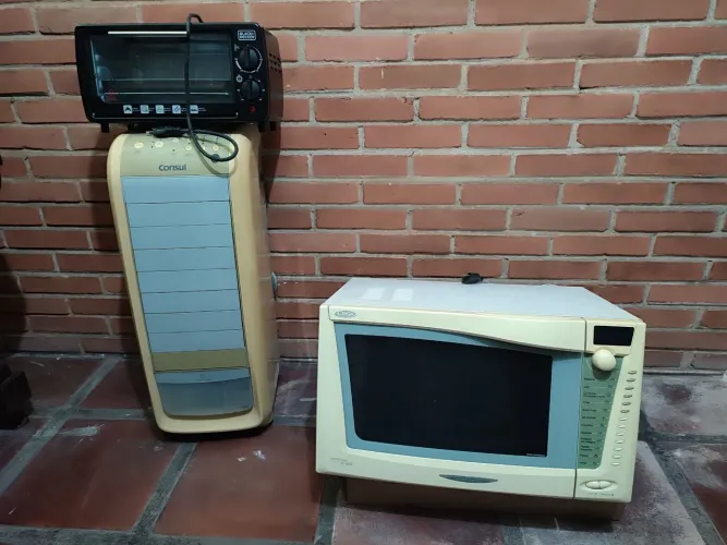 Microondas + forninho elétrico