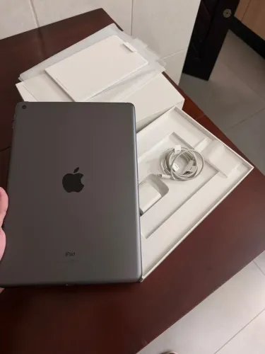 iPad 64 Gb - Wi - Fi - Caneta Wb -Capa - Caixa