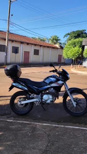 Vendo ou troco em moto maior Falcon ano 2004 