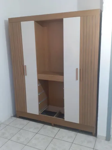 Guarda Roupa Novo , Faço a Entregar