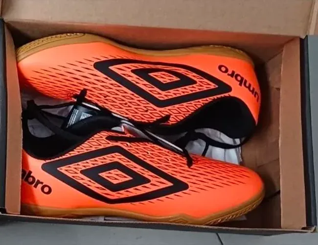 TÊNIS DE FUTSAL UMBRO ORIGINAL 