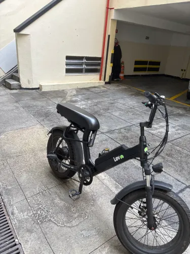 BICICLETA ELÉTRICA CRUISER LEV 2025
