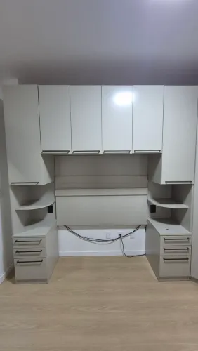 Guardar roupas para retirar no local