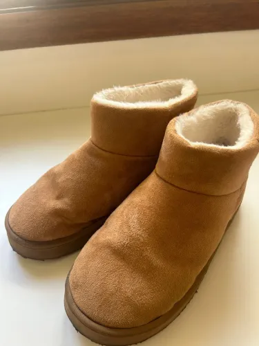 bota caramelo forrada tam 39