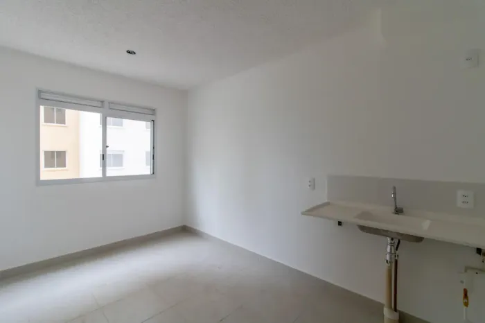 Apartamento com 2 Quarto(s) e 1 banheiro(s) para Alugar, 42 m² por R$ 1360 / Mês