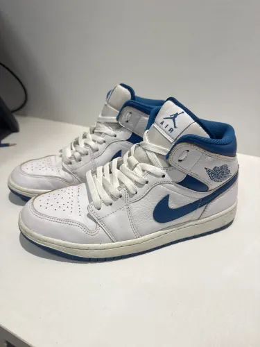 Air Jordan 1 - Branco e Azul - Ótimo Estado