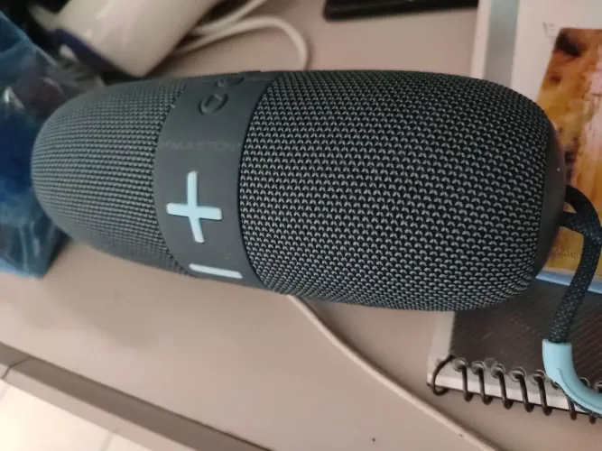 Caixa de som Bluetooth azul AM10 ótima E FM