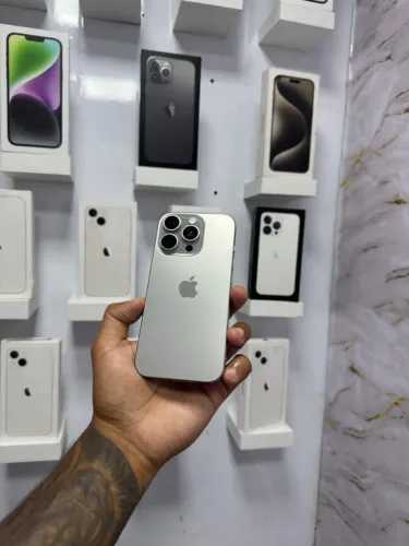 IPHONE 15 PRO 128GB NATURAL<br>R$ 4.399,00