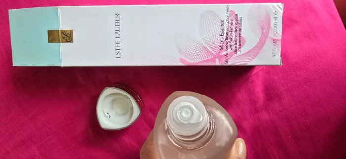 ESTEE LAUDER MICRO ESSENCE SAKURA