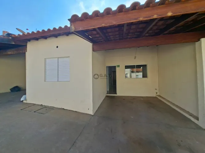 Aluguel de Casa em Condomínio em Sorocaba-SP, Recreio dos Sorocabanos: 2 quartos, 2 salas,