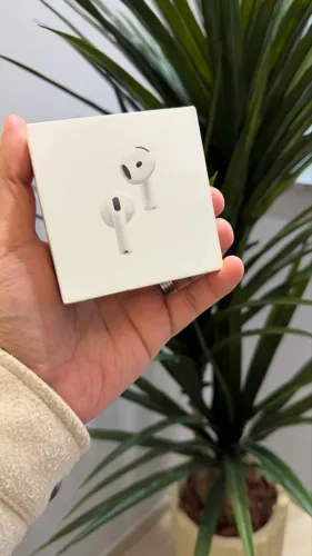 AirPods 4 C/ Cancelamento de Ruído Novo/Lacrado