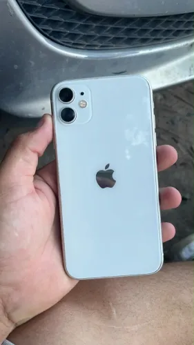 iPhone 11 64GB