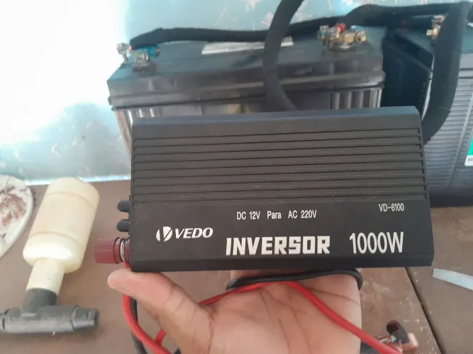 Vendo ou troco inversor de 12 para 220 1000 w