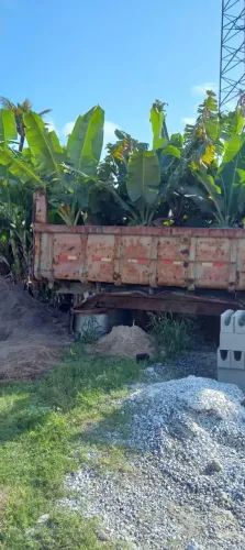Caçamba de caminhão