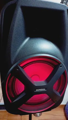 Caixa de som mundial 550 watts