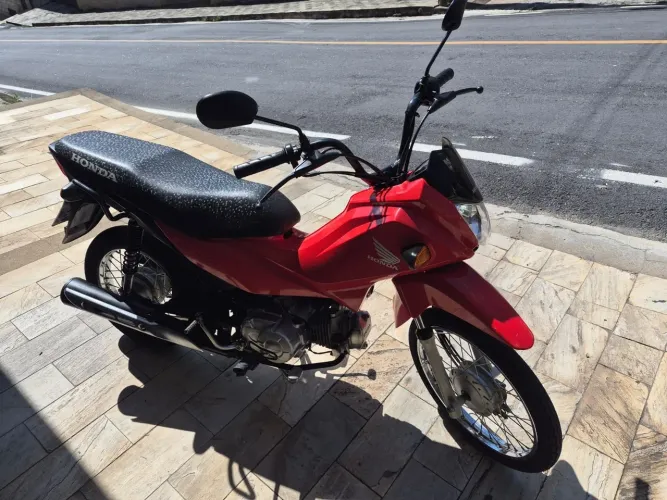 Honda Pop 110i 2023 - Apenas 7.500 km - Muito Conservada