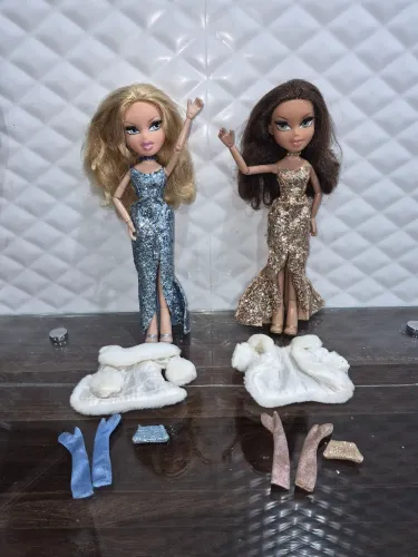 Kit 2 Bonecas Bratz Divas Fashionistas com acessórios Sasha e Cloe