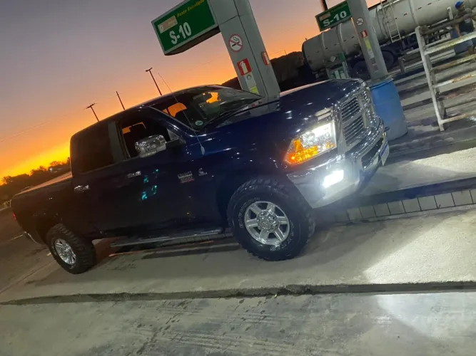 Dodge Ram 2500 Laie 6.7 TDI CD 4X4 Dies 2012