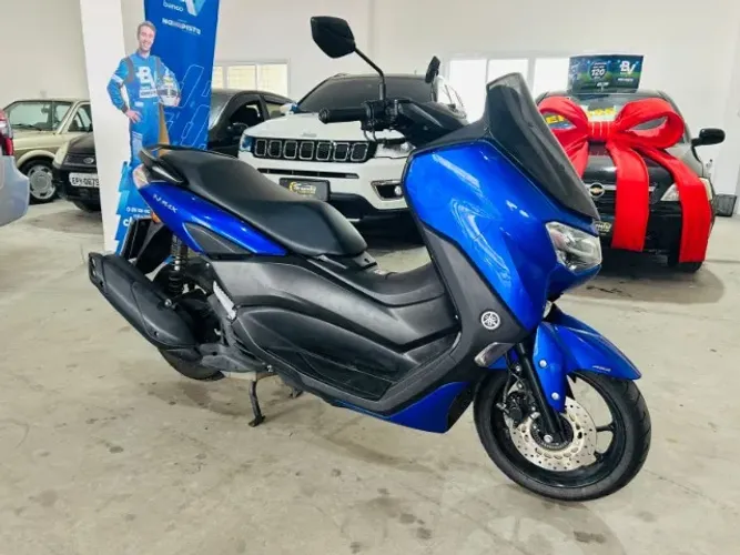 Yamaha NMAX 160 + 2024 com 3.800 Km