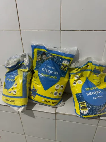 Rejunte cinza platina piscina
