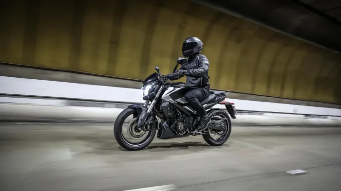 Dominar 250 2026, 0KM. A partir de R$23.500 à vista, frete incluso. Por tempo limitado