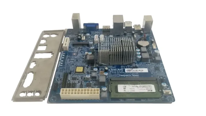 Placa mãe pcware ipx1800 Intel celeron j1800 2.41ghz , 2gb ddr3