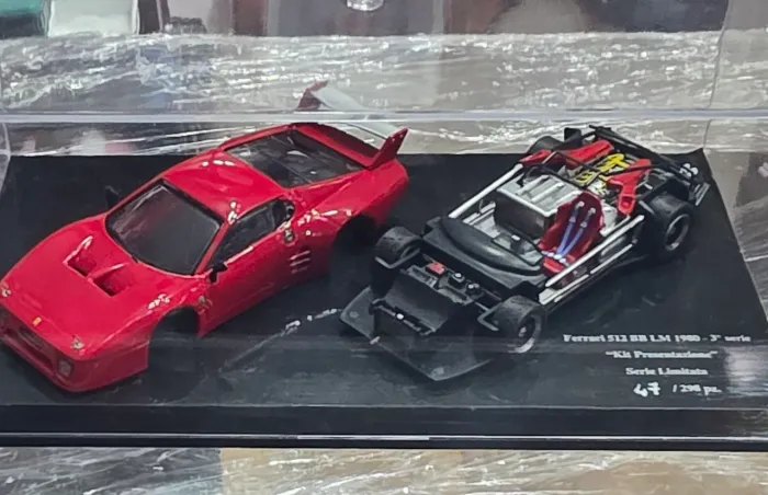 Miniatura 1:43 kit diorama original ferrari bb512 exclusiva numerada 47/200