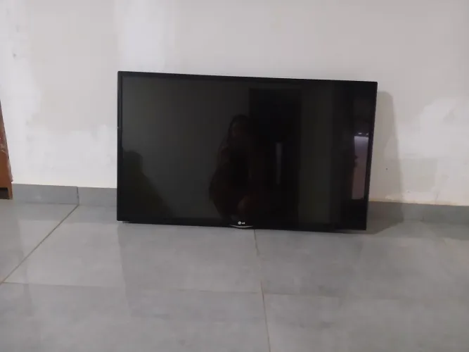 Vendo TV LG 42 polegadas