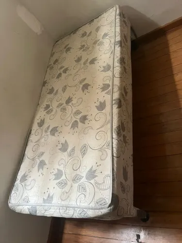 Cama de solteiro