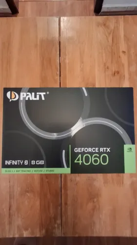 Diversas caixas de placas de vídeo linha RTX 3060 e 4060