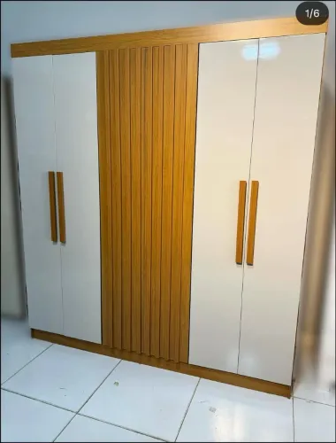 Guarda Roupa Casal 6 portas Bianchi Cabo frio 1.80 