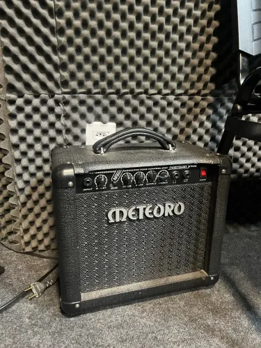 Amplificador Meteoro Nitrous rive