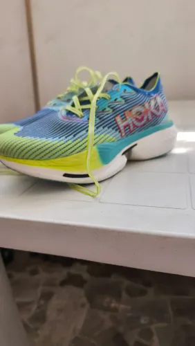 Tenis de corrida HOKA