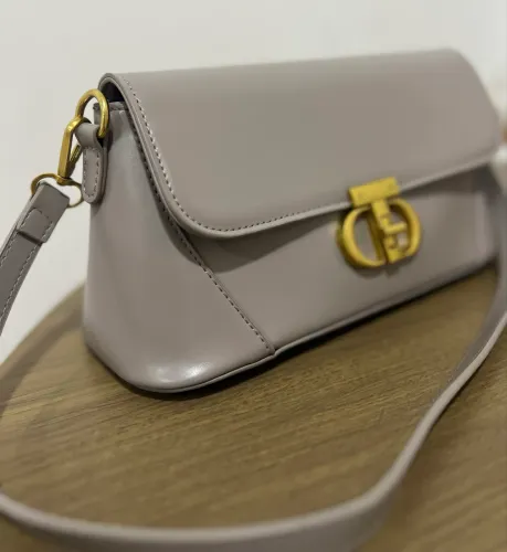 Shoulder bag - tom de taupe claro (bolsa nova)