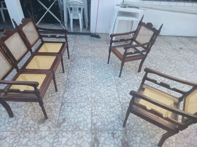Jogo de cadeira palhinhas 