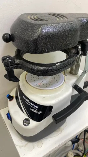 Vendo Plastificadora uso odontológico ou laboratório de prótese 