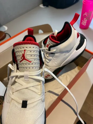 Tênis jordan original