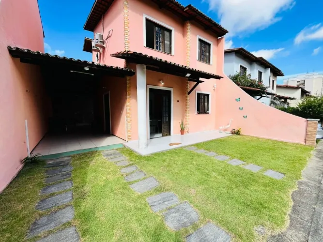 Casa em condomínio à venda no Passaré