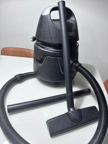 Aspirador de pó Electrolux Hidrolux