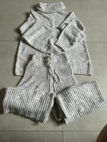 Roupa de frio Conjunto tamanho único.
